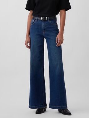 GAP High Rise Stride wide leg Jeans in Medium/Dark Blue Denim